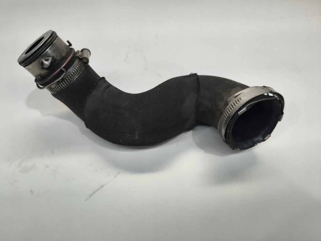 фото №5, Труба шланг интеркулер audi a4 b7 8e0145790d оригинал !!!