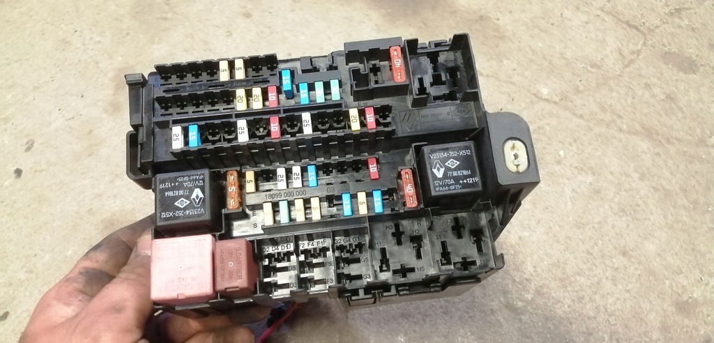 фото №1, Renault laguna iii корпус предохранителей