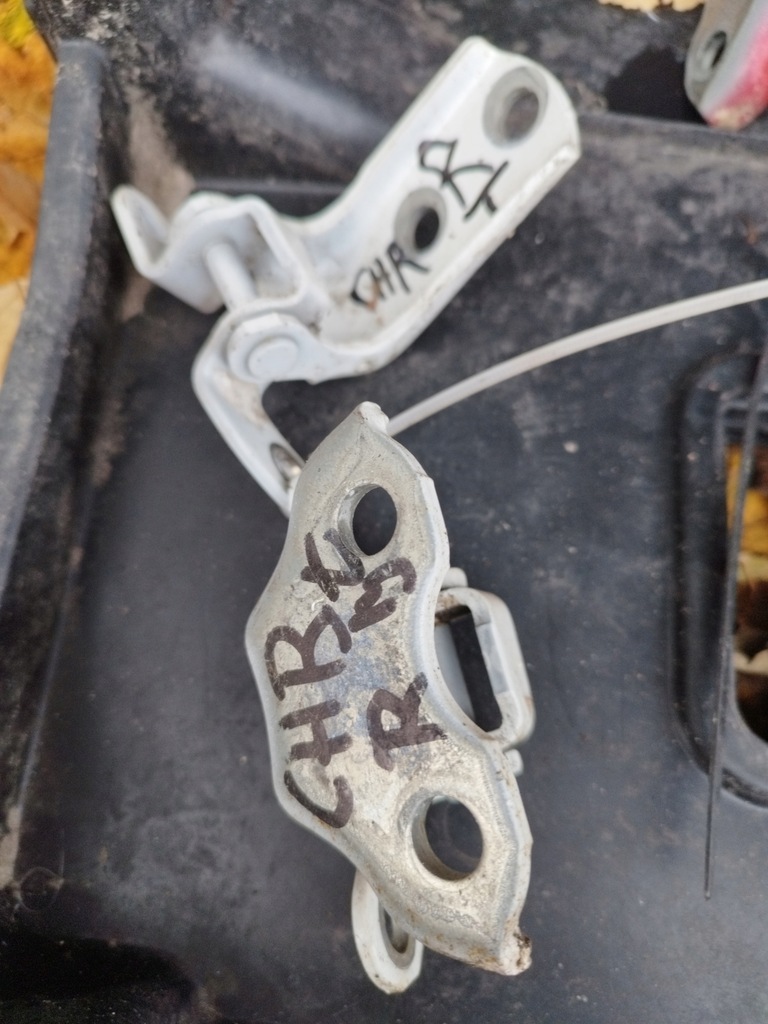 фото №2, Петли дверь ril задняя toyota ch-r