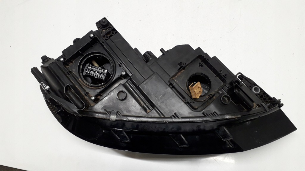 фото №15, Vw touran 15- лампа левая передняя led 5tb941035b