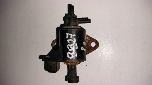 фото №1, Renault laguna ii клапан вакуумa 7700857062