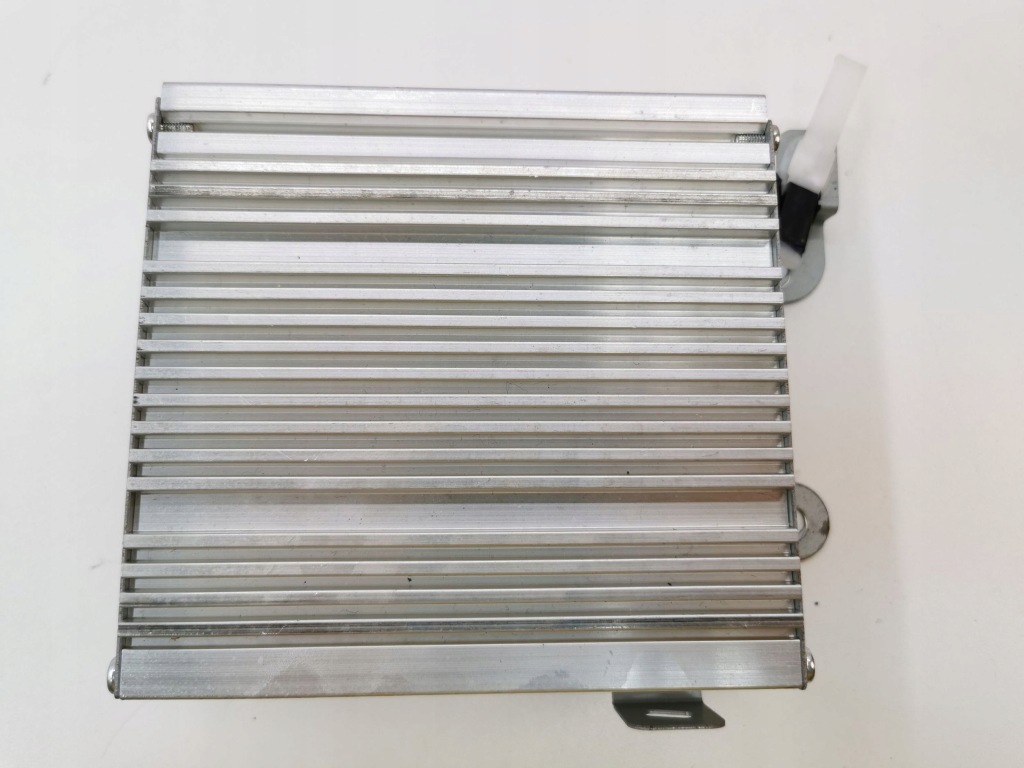 фото №1, Honda accord 2009 усилитель аудио