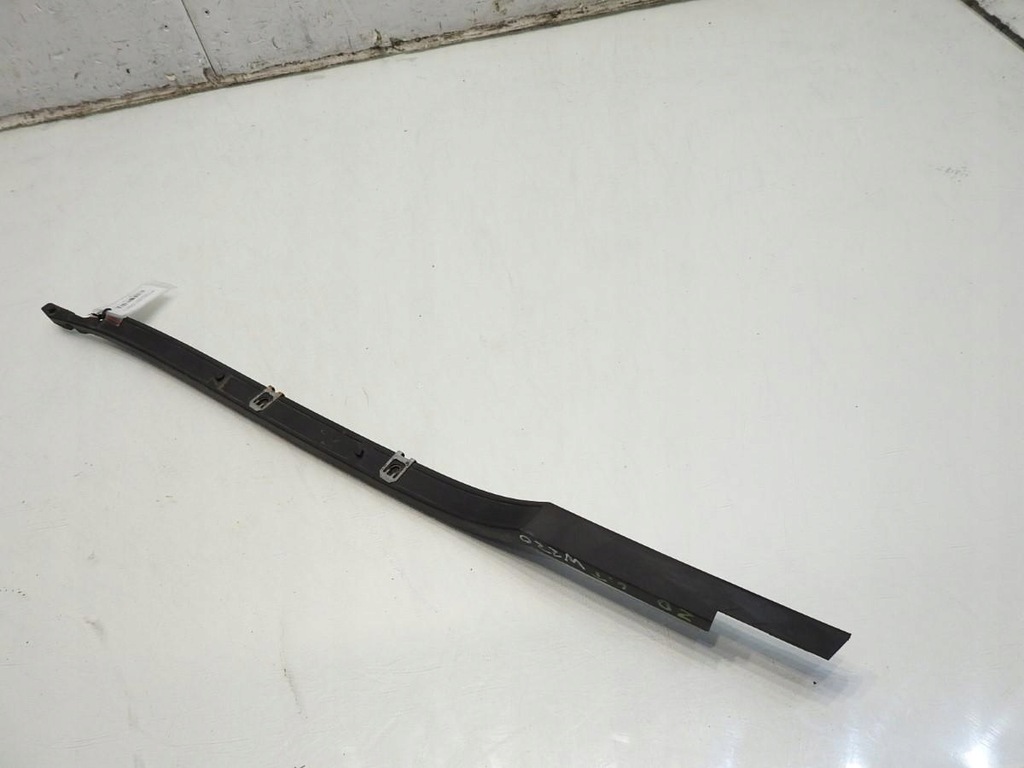 фото №7, Напрямна бампера лівий задня mercedes w220