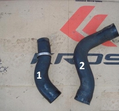 Купити Toyota avensis d4d 03-08 шланг труба патрубок води