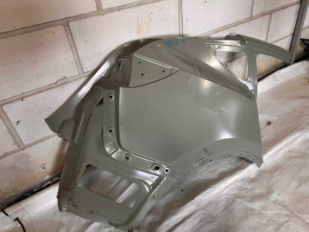 фото №3, Крила задня правий tesla y