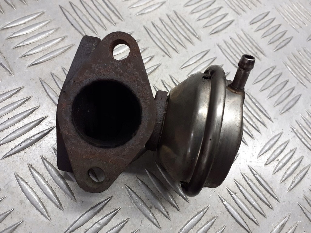 фото №1, Клапан турбины egr audi a4 b6 2.5 tdi 059131503