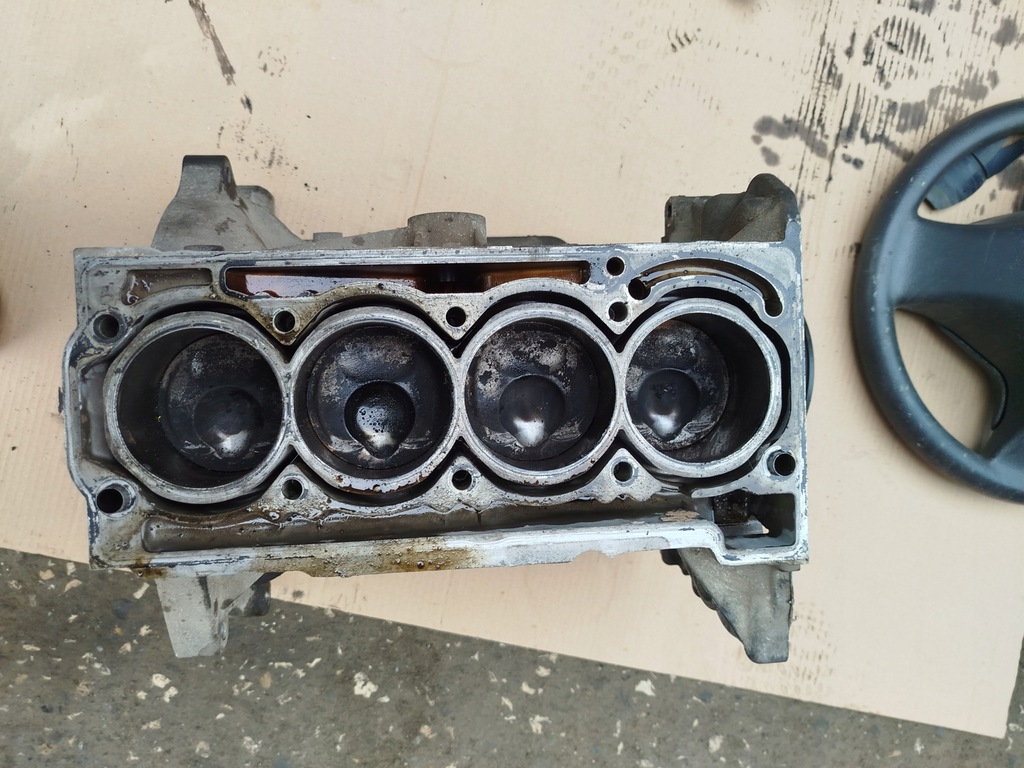 фото №6, Двигатель блок поршень шатун 1.4 fsi bln vw touran golf 5