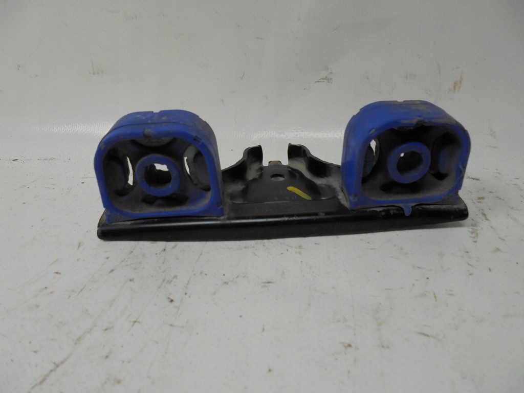 фото №1, Кронштейн резиновый элемент кронштейн глушителя renault clio v 1.5 blue dci 206511883r