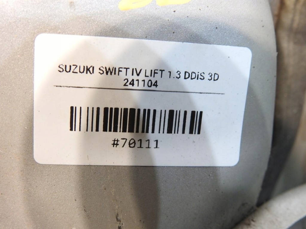 Поріг стійку  правий перед zcc suzuki swift iv 3d в Україні
