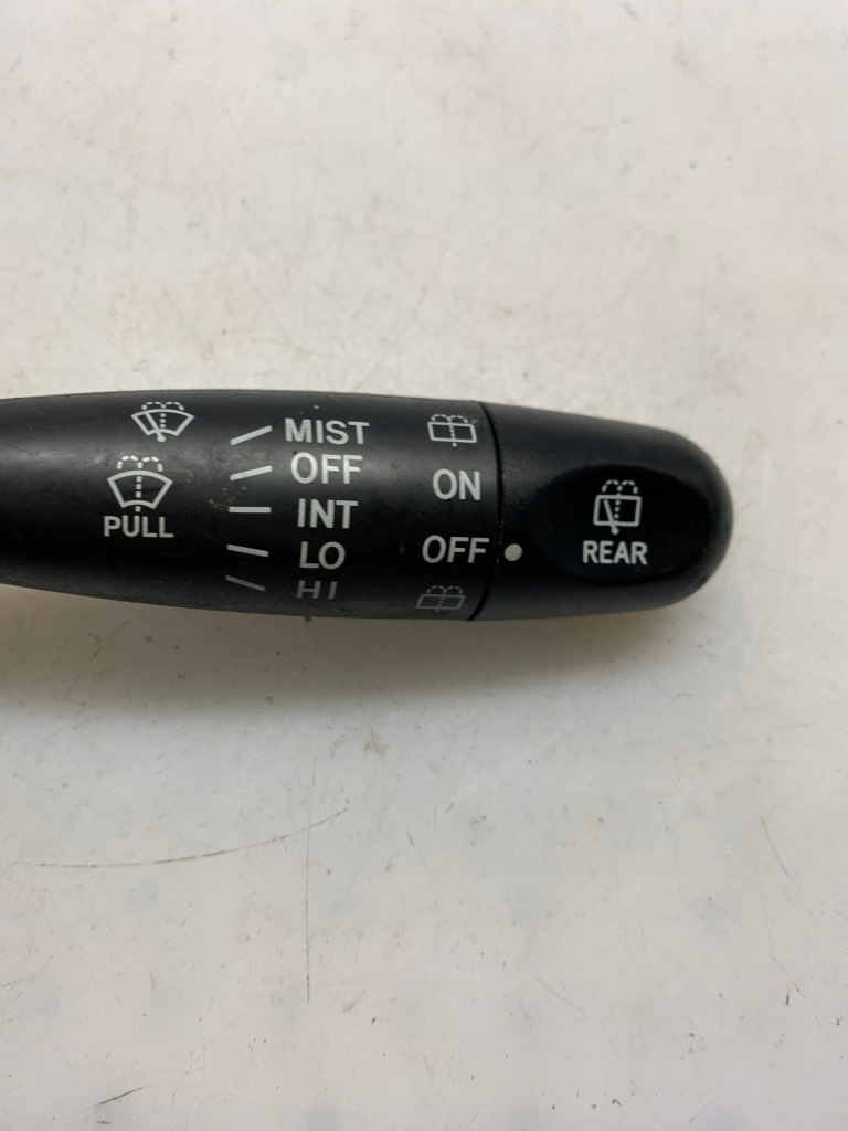 фото №4, Перемикач двірник toyota оригінальний номер 173647