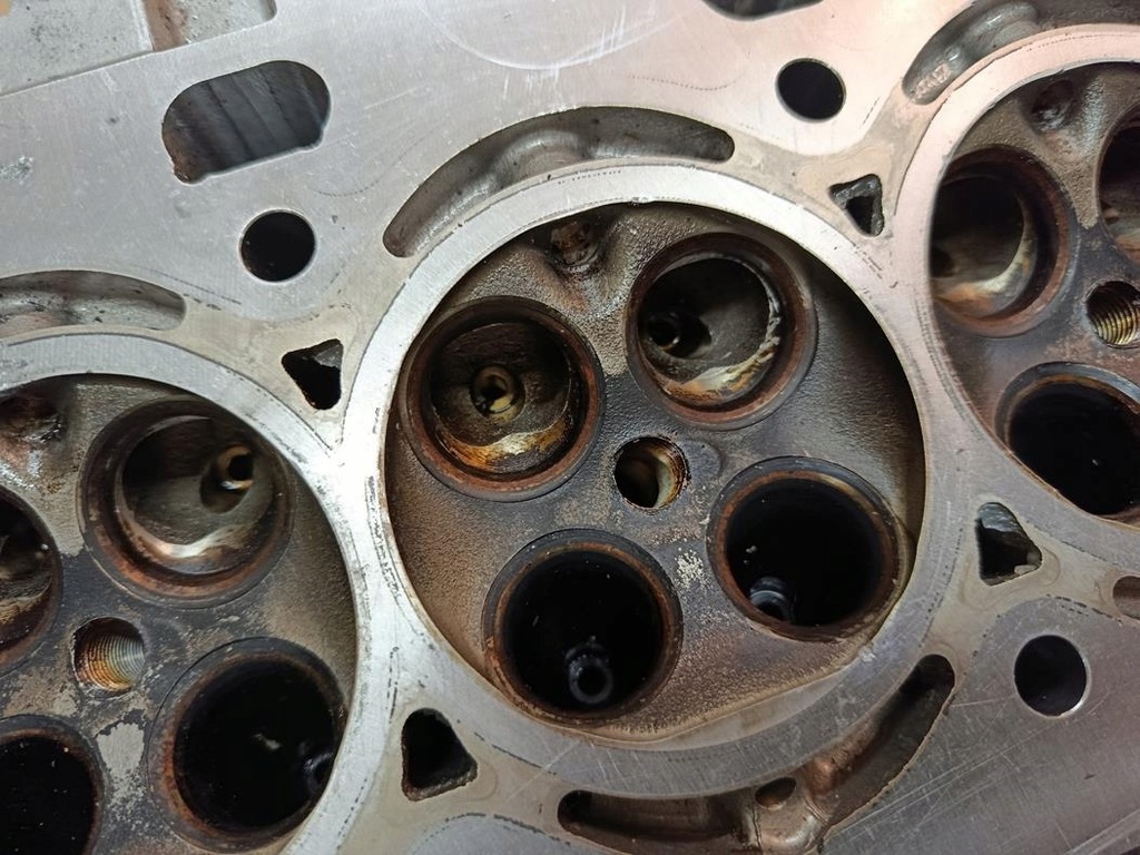 фото №8, Головка цилиндра ep6 1.6thp dla citroen ds4 peugeot 408 peugeot 3008 оригинальный номер