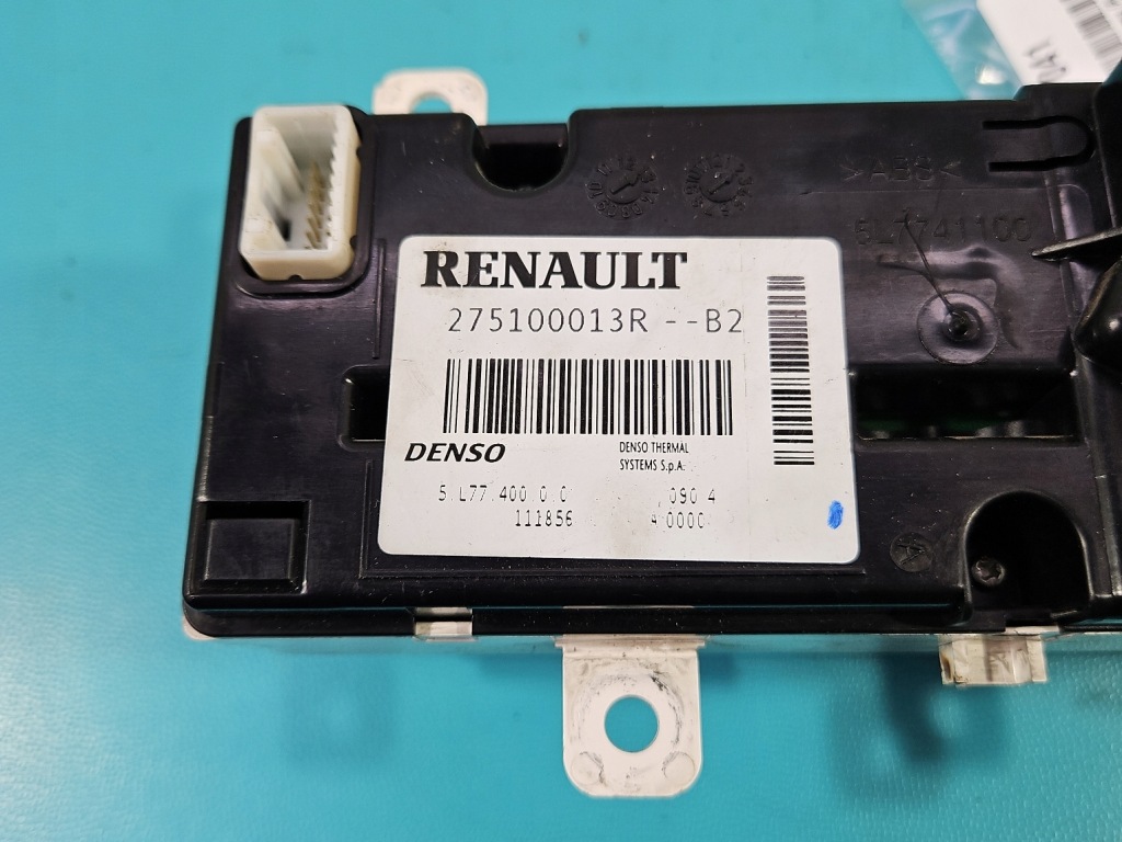 фото №6, Консоль панель обдув renault master iii 10-19 275100013r