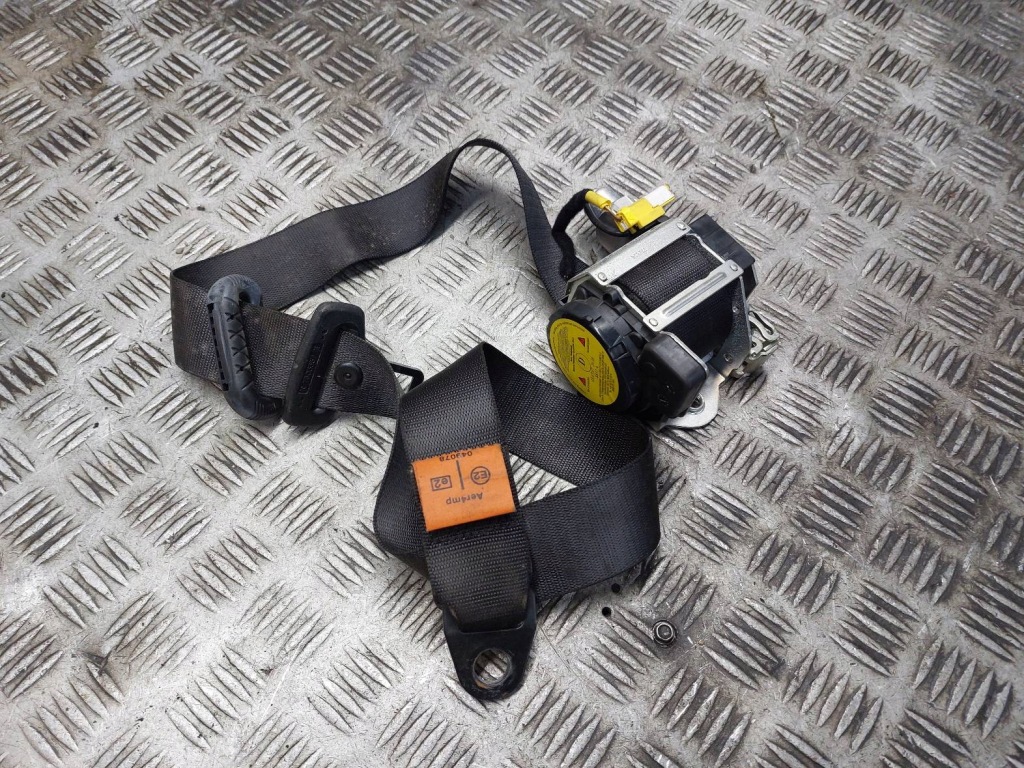 Купить Ремень безопасности правый  перед alfa romeo 147 1 5d