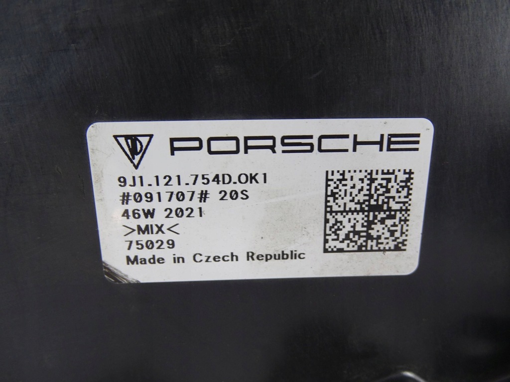 фото №6, Воздуховод воздуха правая porsche taycan 9j1 audi gt e-tron