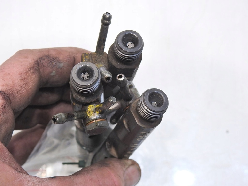 фото №9, Форсунка honda accord vi 2.0 d kbal70p46