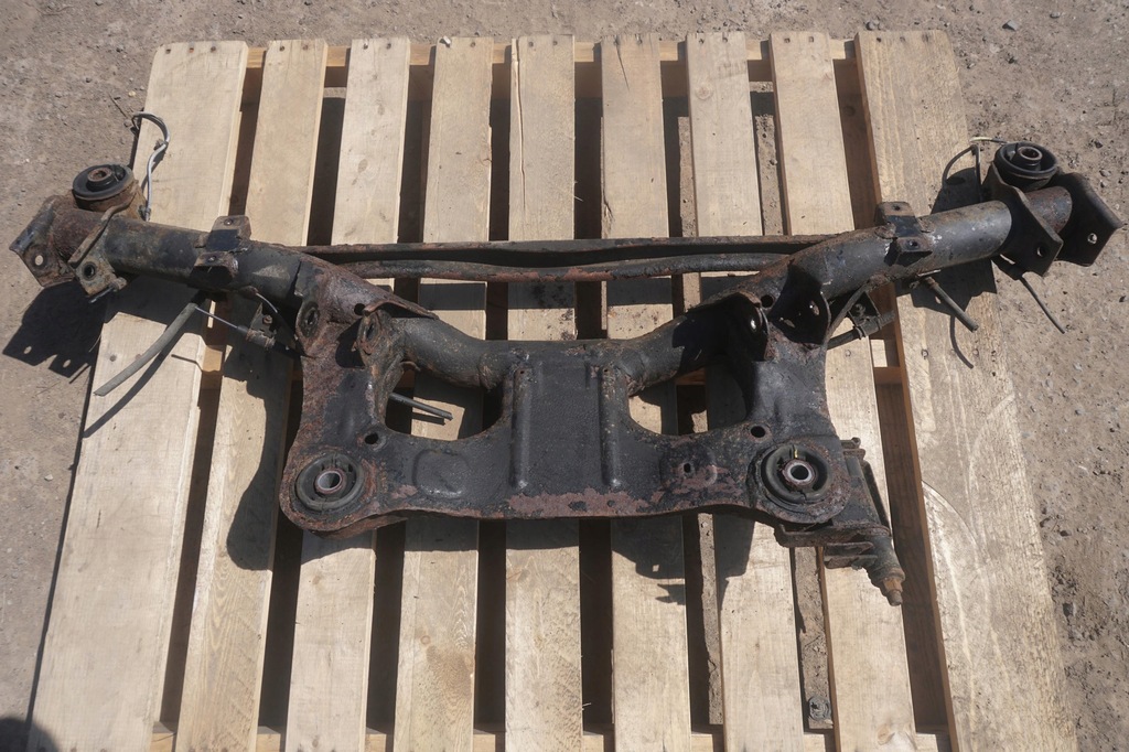 фото №7, Mitsubishi grandis 2003-2011r задняя балка подвеска