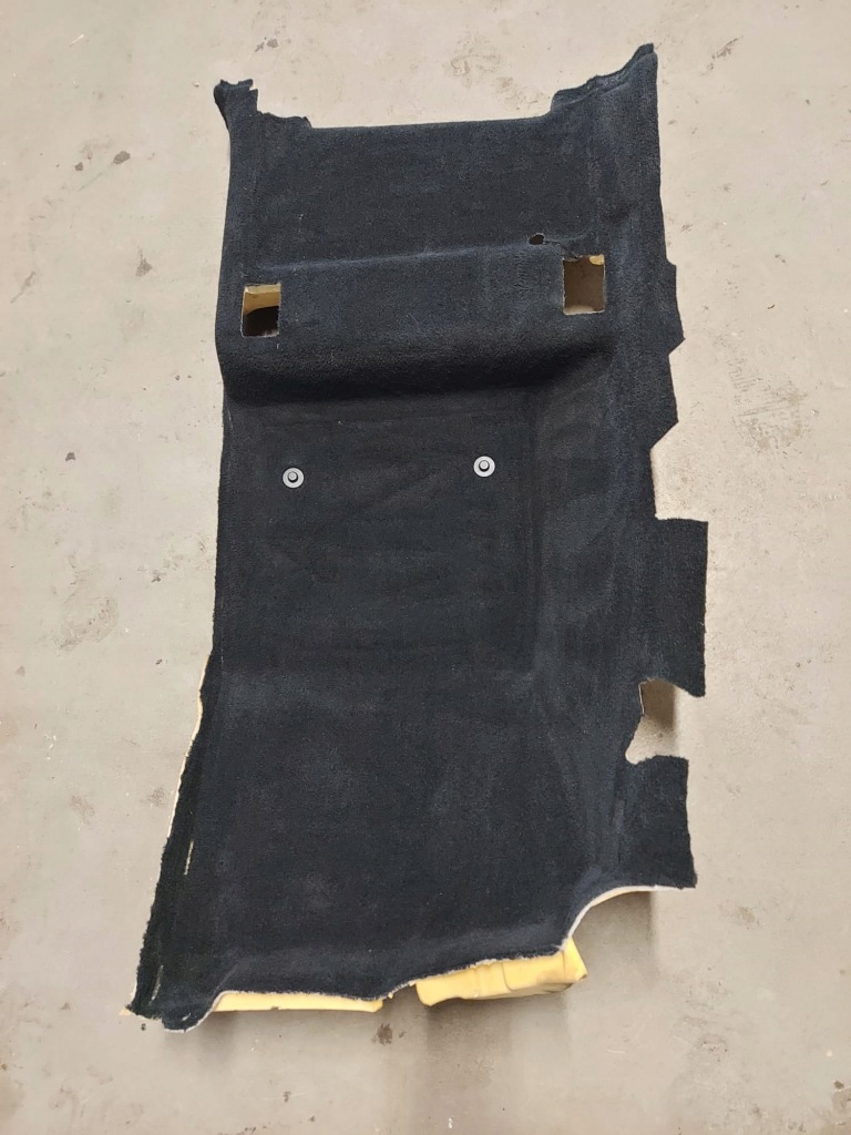 фото №1, Килимок перед пасажира mercedes g w463/4 a4636802402