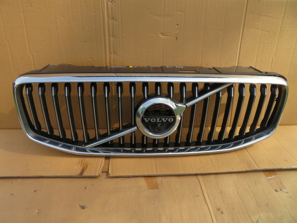 фото №1, Volvo xc60 ii 17- решітка радіатора решітка радіатора решітка бампера 31457465