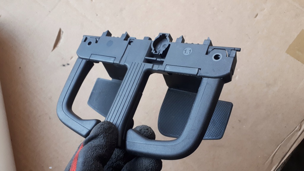 фото №5, S4 b8 lift a4 pas кронштейн na чашка сидіння задня