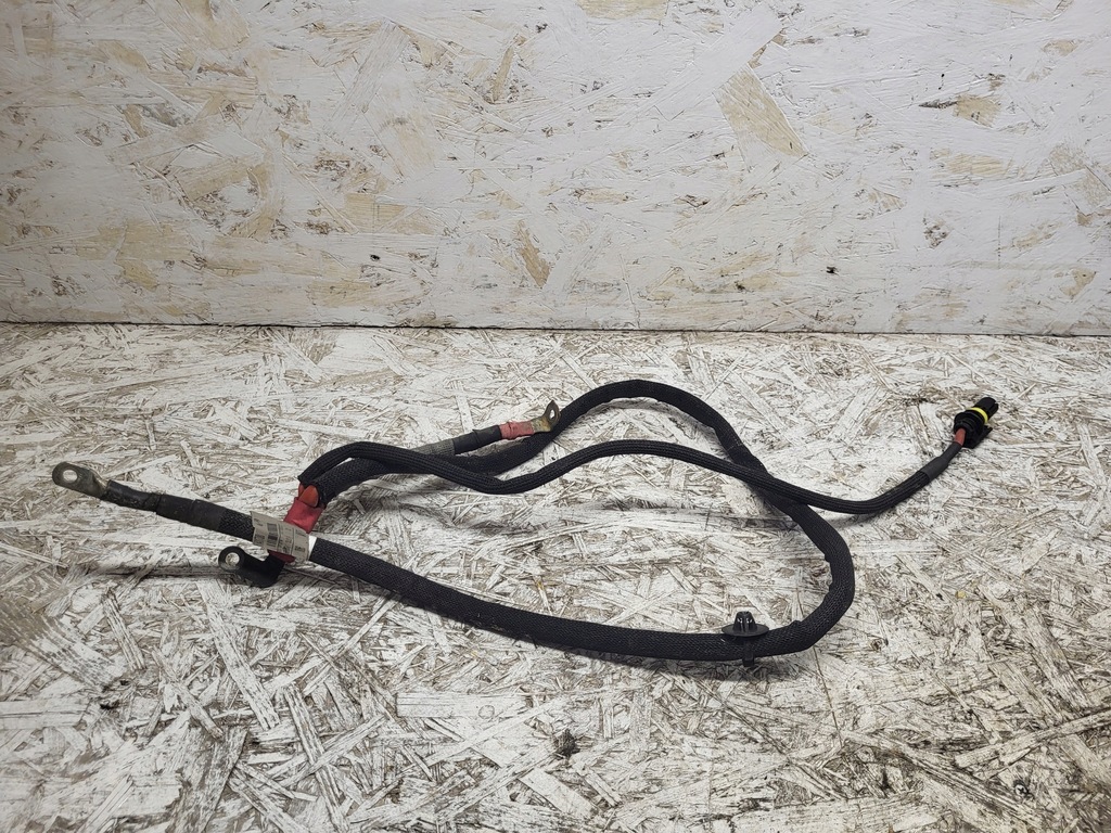 фото №1, Электропроводка жгут аккумулятор клемма плюсовая mercedes r-kl w251 a2515401730