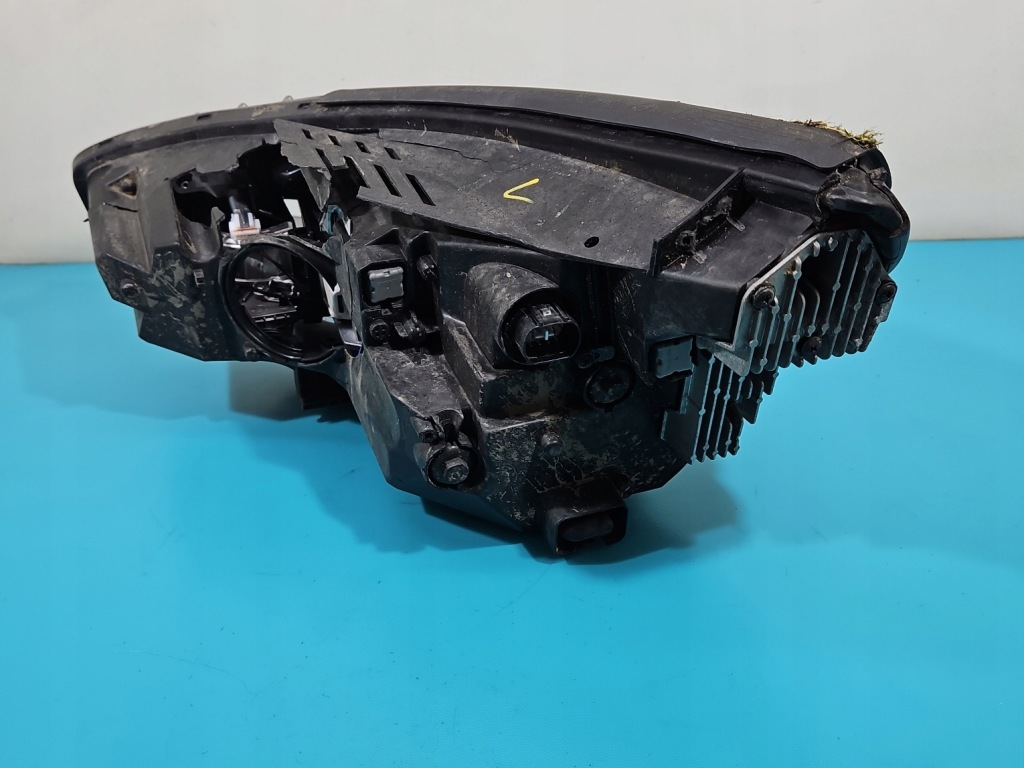 Фара правая  фара перед hyundai i30 3 2016- европа рестайлинг  20-24 Доставка