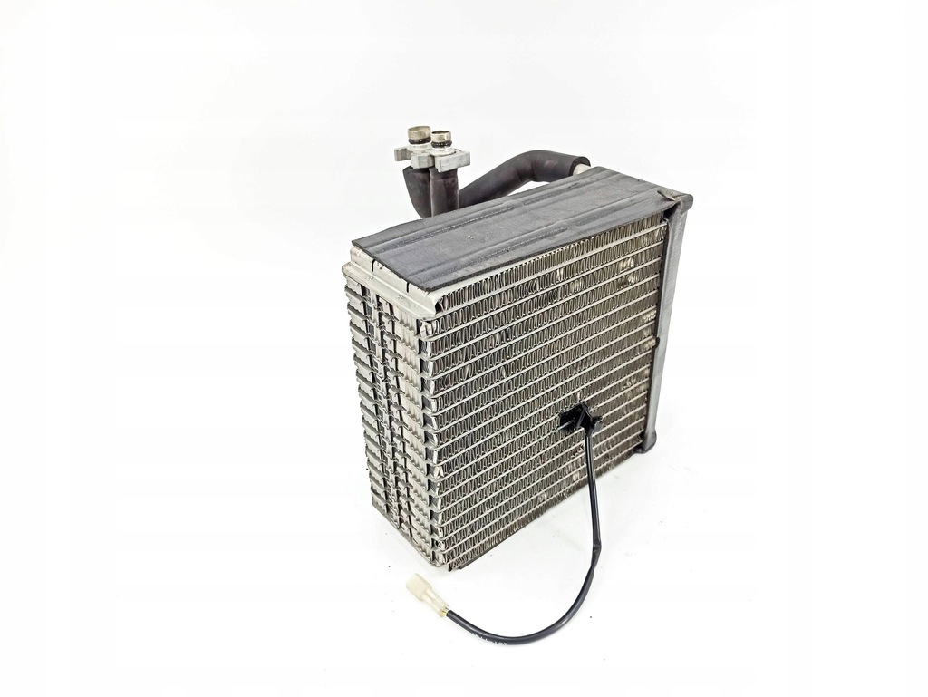 фото №12, Mercedes-benz ml w163 1999 радиатор отопителя кондиционера a/c