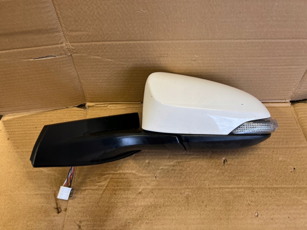 фото №1, Зеркало наружное toyota ch r левая 7pin