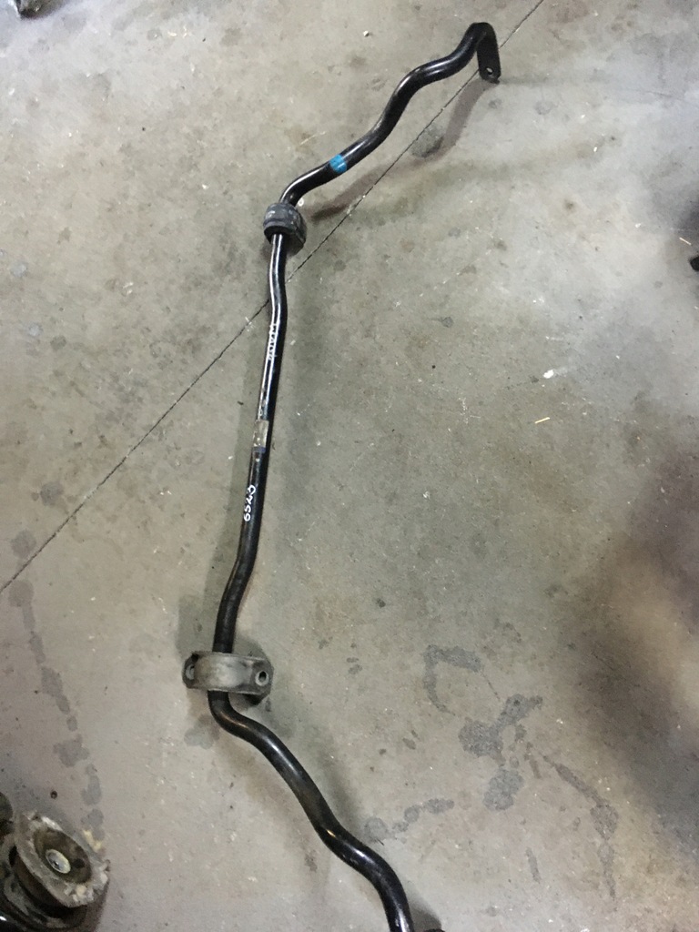 фото №1, Bmw x5 x6 e70 e71 стабилизатор передний 6774737 6773982