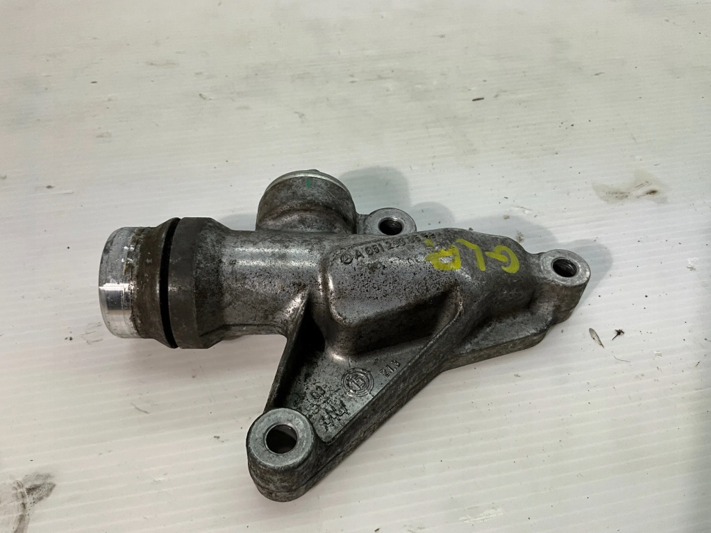 Купити Mercedes-benz a w176 патрубок води