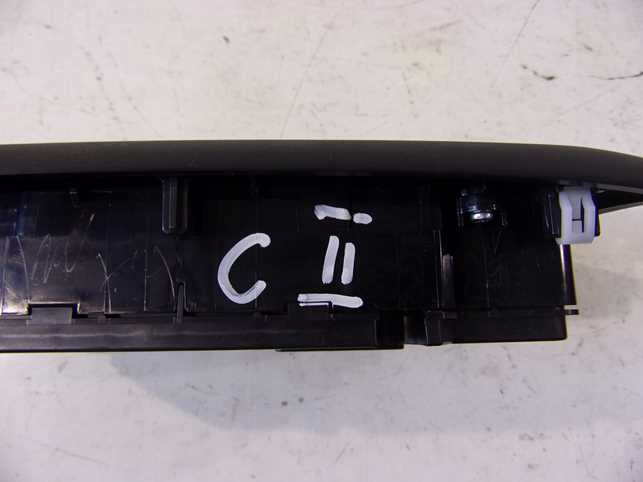 фото №7, Jeep compass ii 17- панель кондиционера p6tm19dx9aa