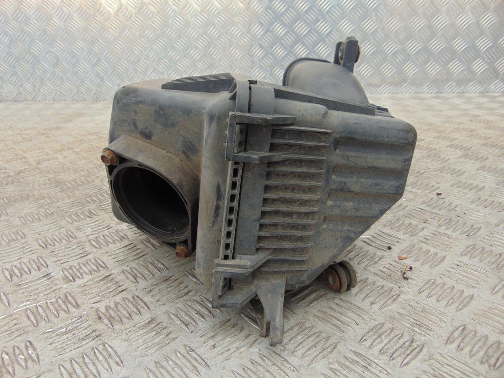 фото №7, Корпус фільтра повітря carens iv 1.7 28110-a4200