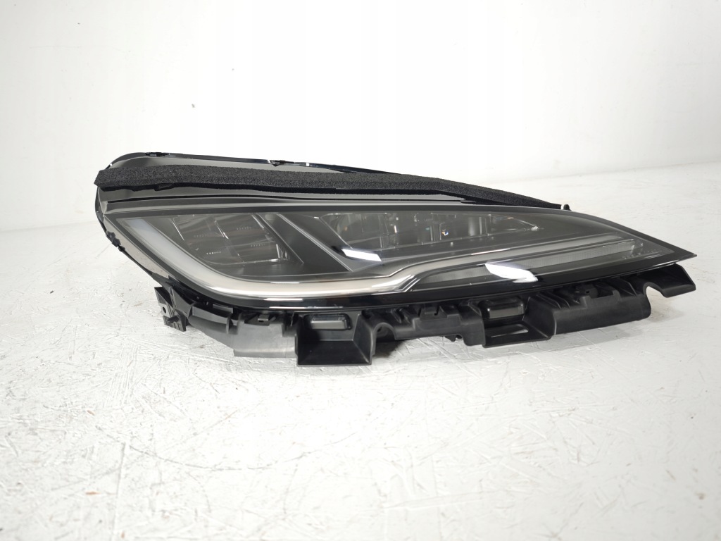 Tesla model 3 рестайлінг  23- full led фара фара правий правий 1760889-00-f Доставка