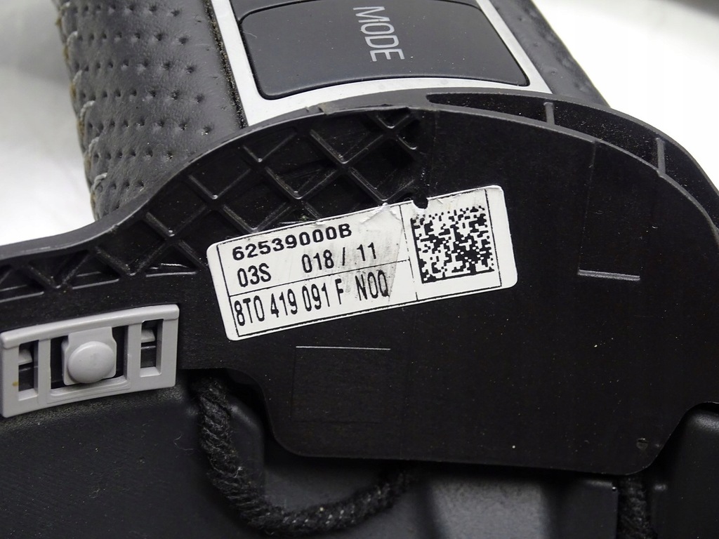 фото №11, Воздуховод кожа лепестки переключения простроченная multi мультифункция audi rs5 8t 8t0419091f