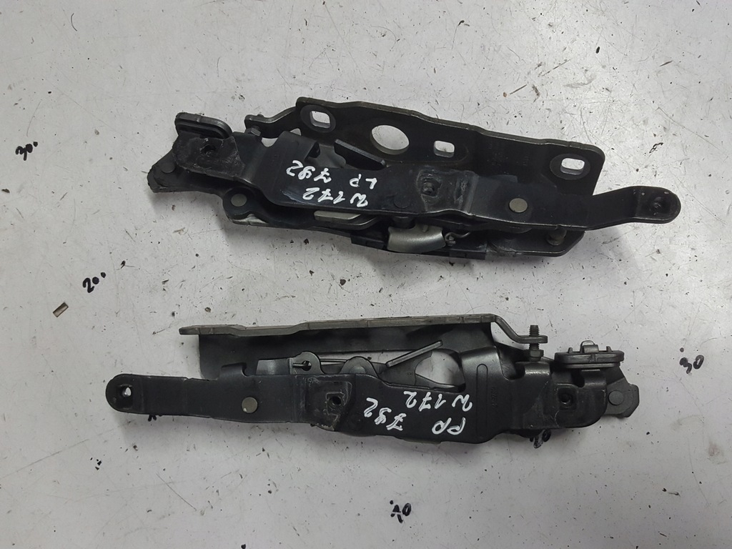 фото №1, Mercedes slk r172 w172 11r- петли капот комплект 792