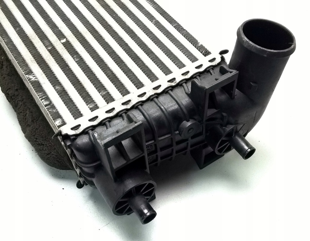 Ford connect focus c-max 1.0 ecoboost інтеркулер Оригінал