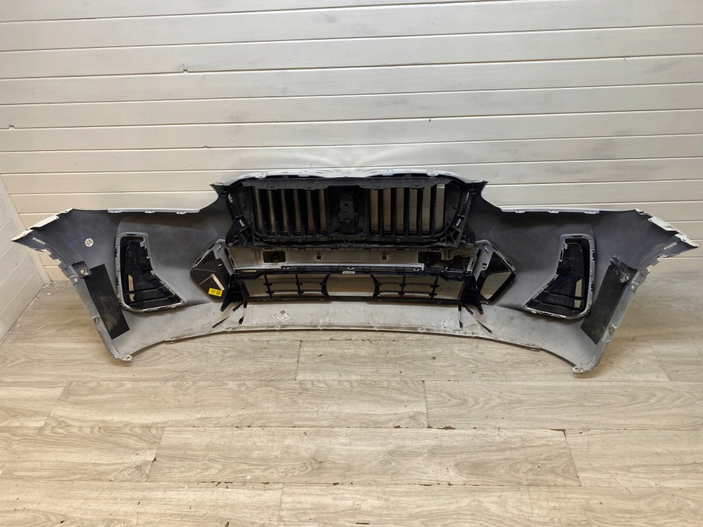 Бампер bmw x3 g01 x4 g02 m набор lci рестайлинг  на park assist решётка на радар Киев