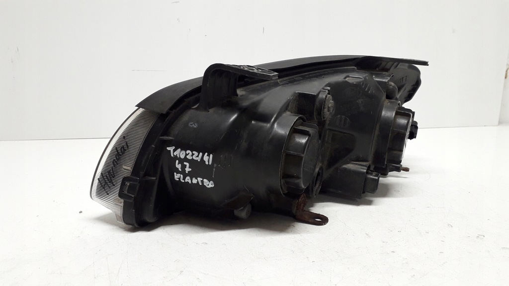 фото №13, Hyundai elantra 3 iii lift 03-лампа права передня