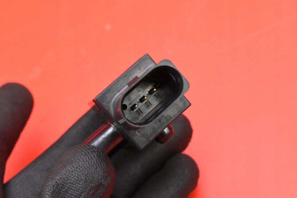 фото №8, Датчик давления выхлопных газов 04l906051b seat toledo 4 iv 1.6 tdi 105 km 12-20