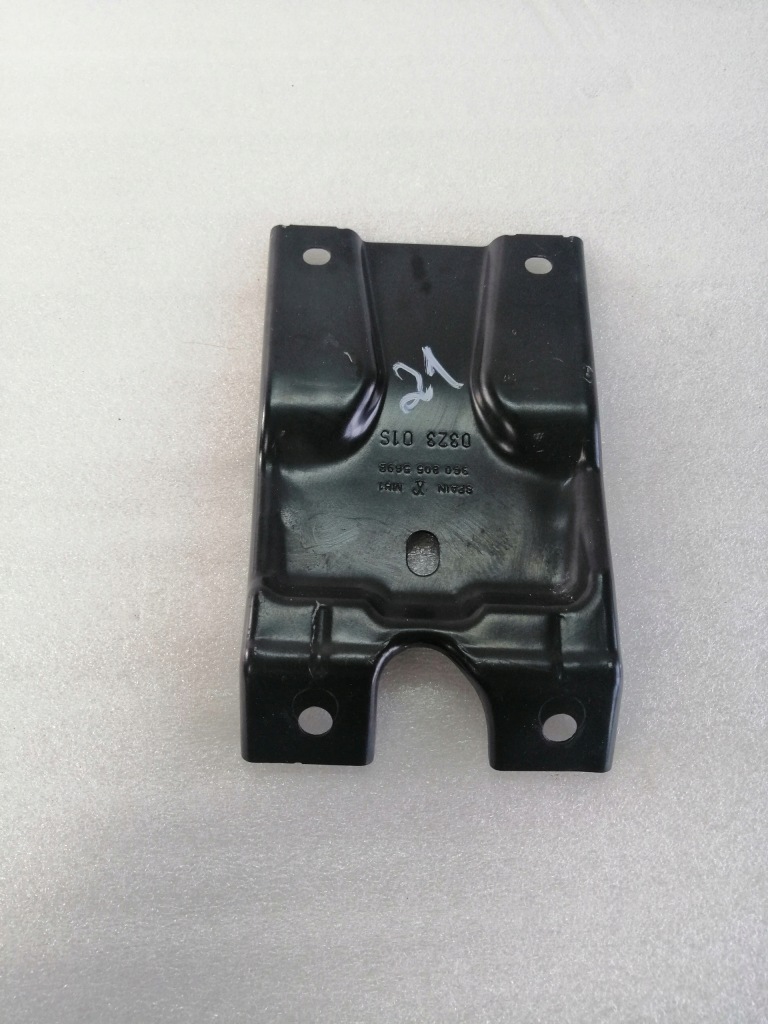 Купить Vw passat b8 опора кронштейн замка 3g0805569b