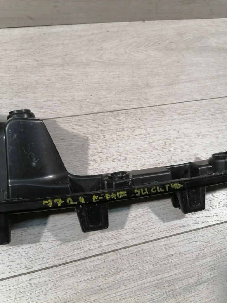 фото №2, 7724. e-pace напрямна бампер задня j9c3-17e855-a