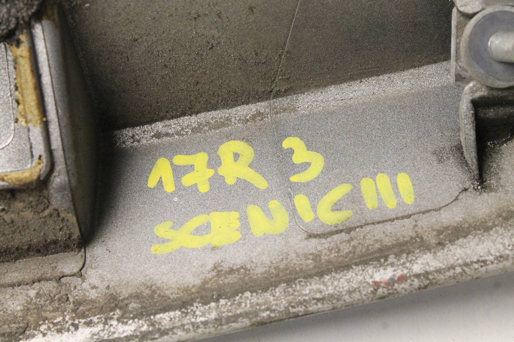 фото №13, Накладка крышки микровыключатель renault grand scenic iii 2010