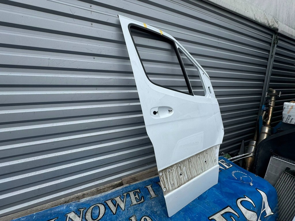 фото №3, Mercedes sprinter 907 910 дверь передние правое