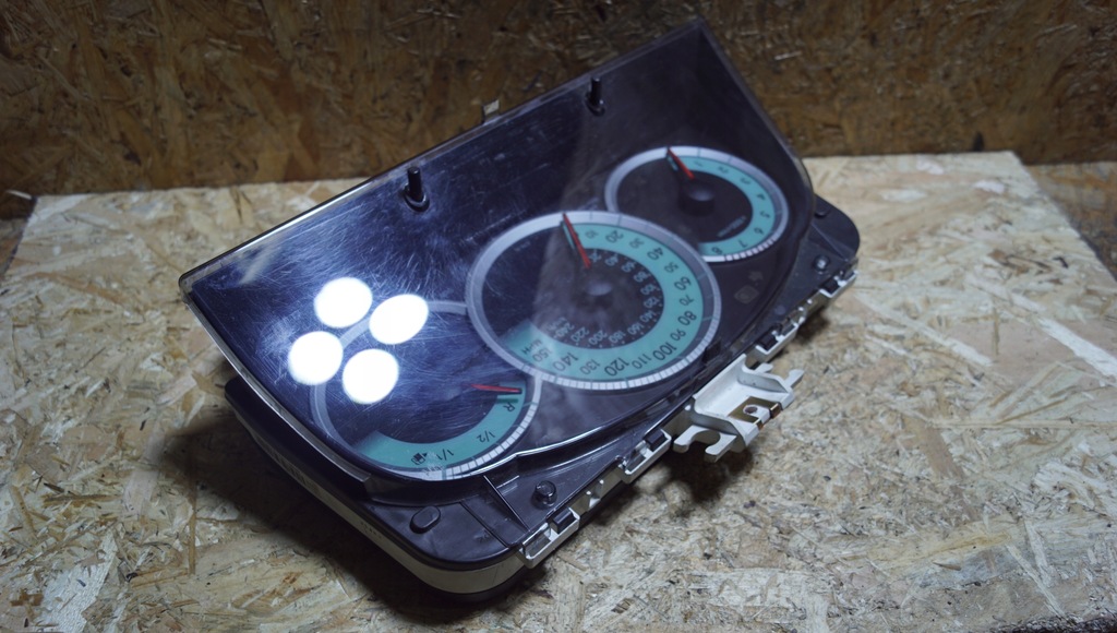 фото №6, Счетчик приборы toyota corolla verso ii 1.8 vvti 83800-0f010