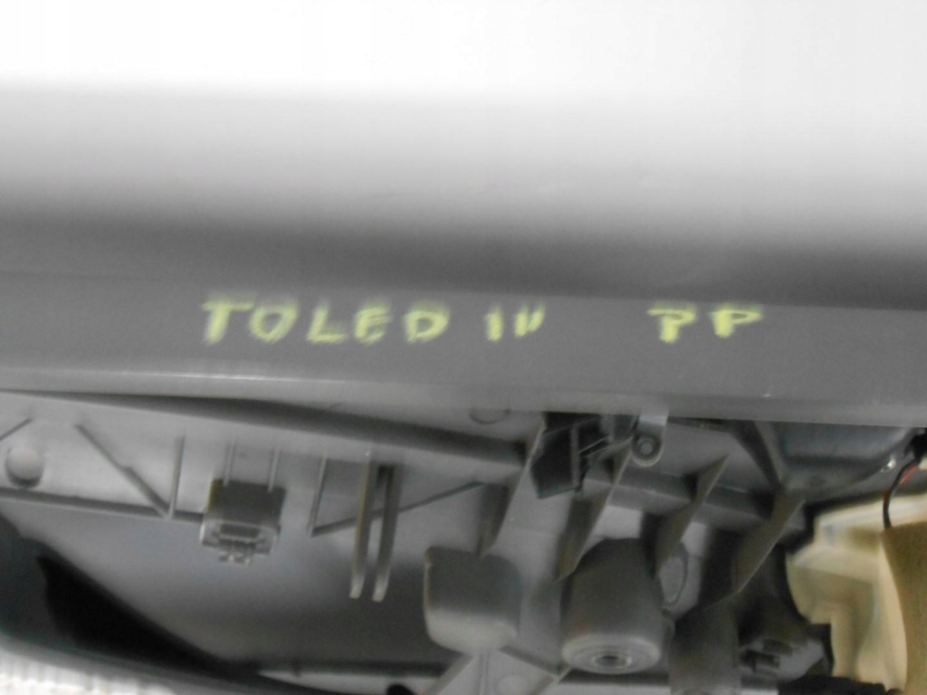 фото №3, Обивка дверь правый перед seat toledo iii #