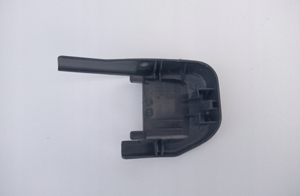 фото №3, Заглушка сидіння пасажира права nissan gt-r gtr