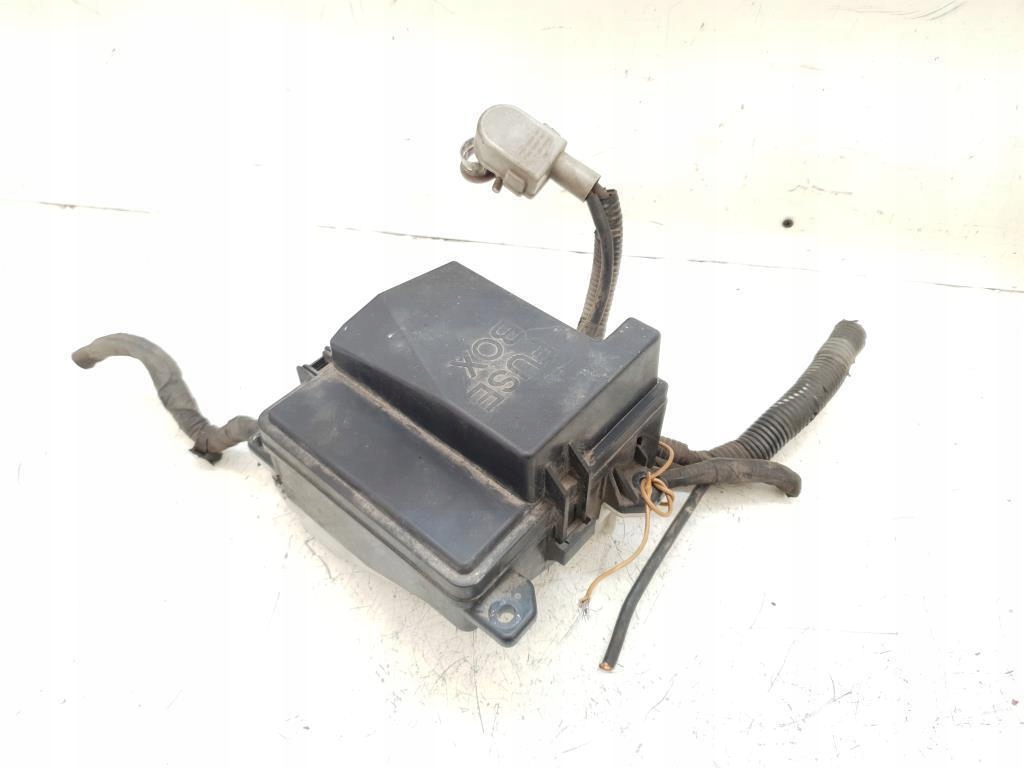 фото №1, Коробка запобіжників mazda 626 v 2.0