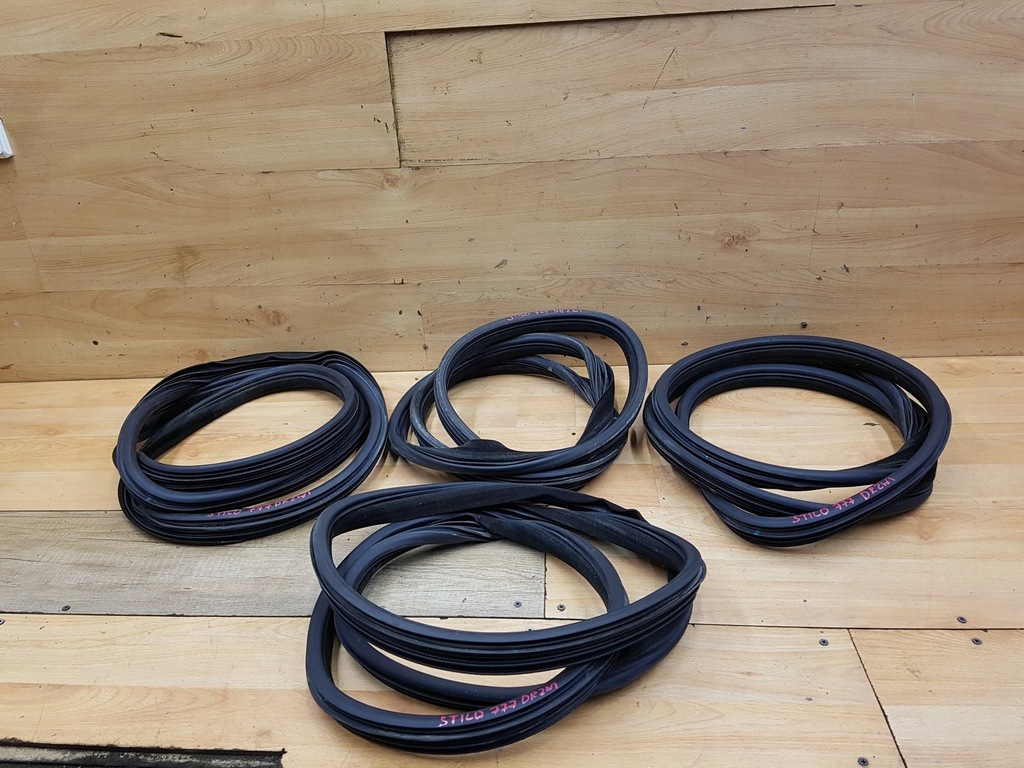 фото №1, Ущільнювачі двері 4szt комплект fiat stilo