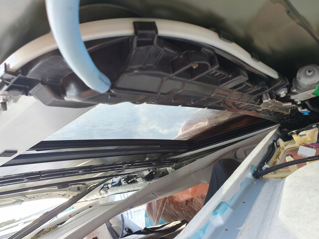 Land cruiser 2009-2023 150 люк моторчик частини в Україні