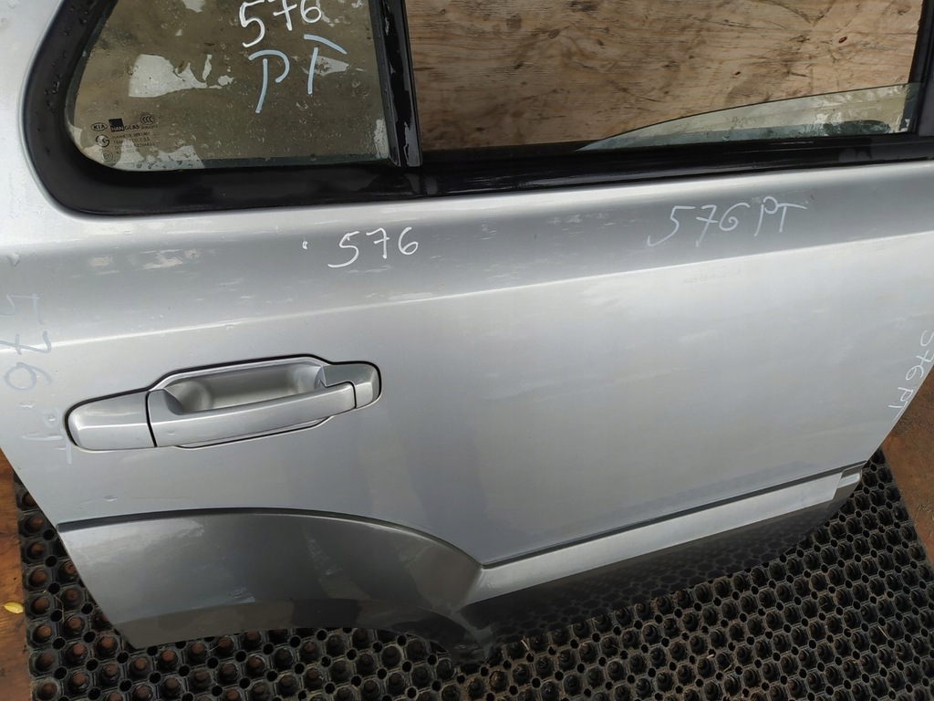 фото №9, Kia sorento i suv дверь задняя правый aw