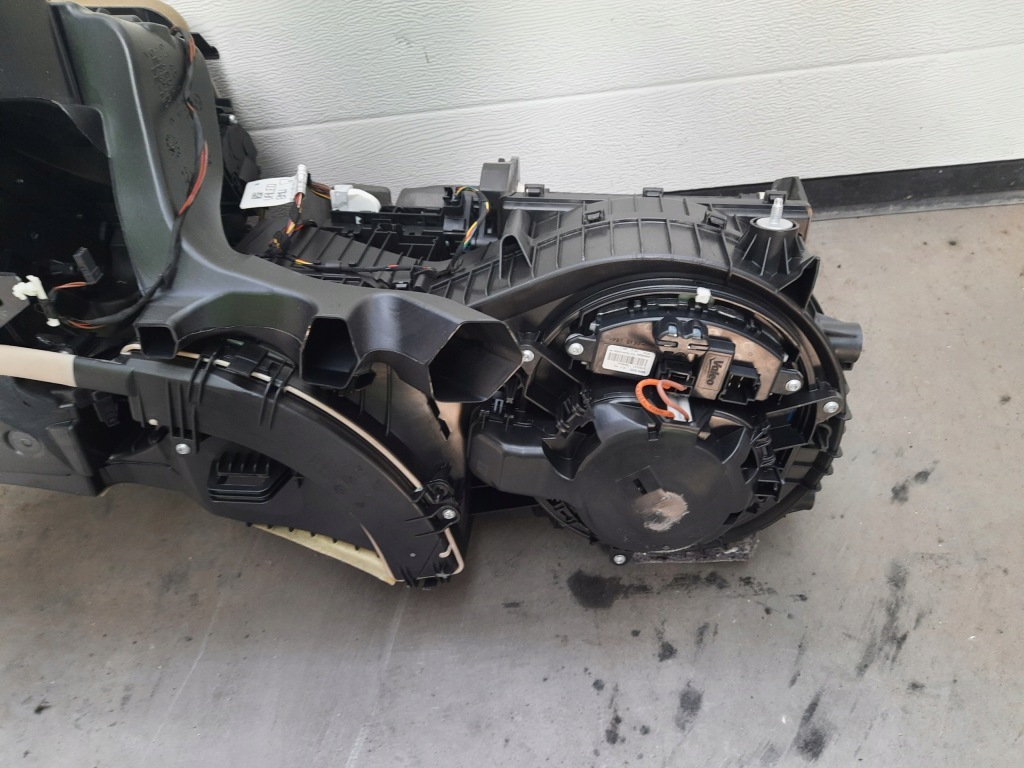 фото №9, Bmw 1 f20 f21 f22 lift 18r. обігрівач комплектна europa ідеальний стан!!